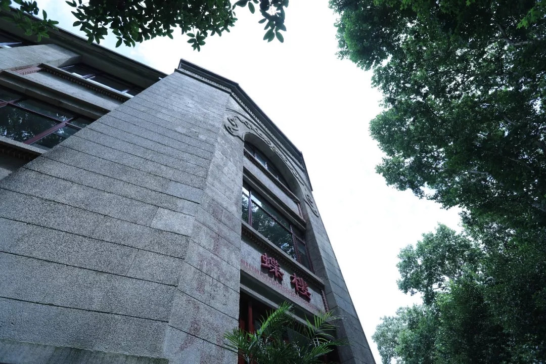 9.webp.jpg 9.webp.jpg