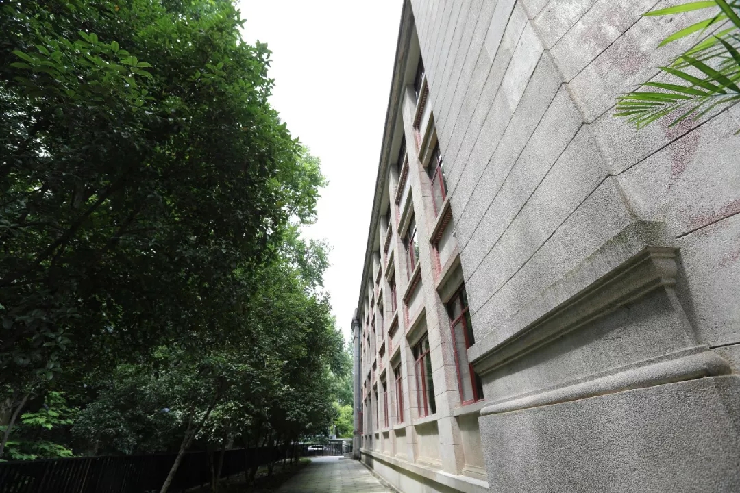 6.webp.jpg 6.webp.jpg