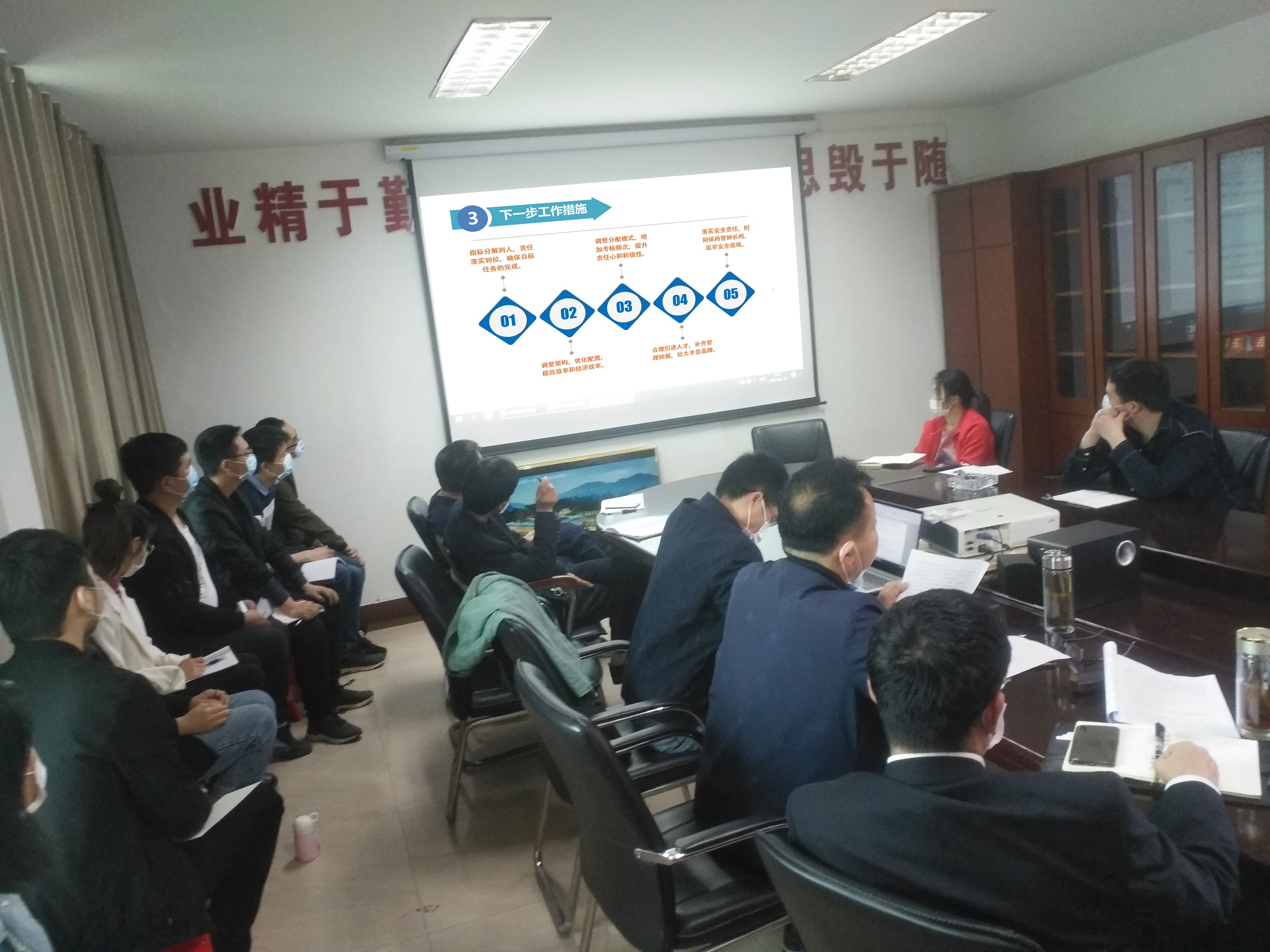 ������Ƭ-�ٴ���1-����С.jpg ������Ƭ-�ٴ���1-����С.jpg